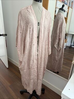 Young Fabulous & Broke Blush Eyelet Lace Duster One Size